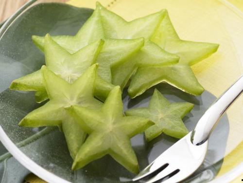 吃杨桃的视频,视频带你领略新鲜杨桃的诱惑